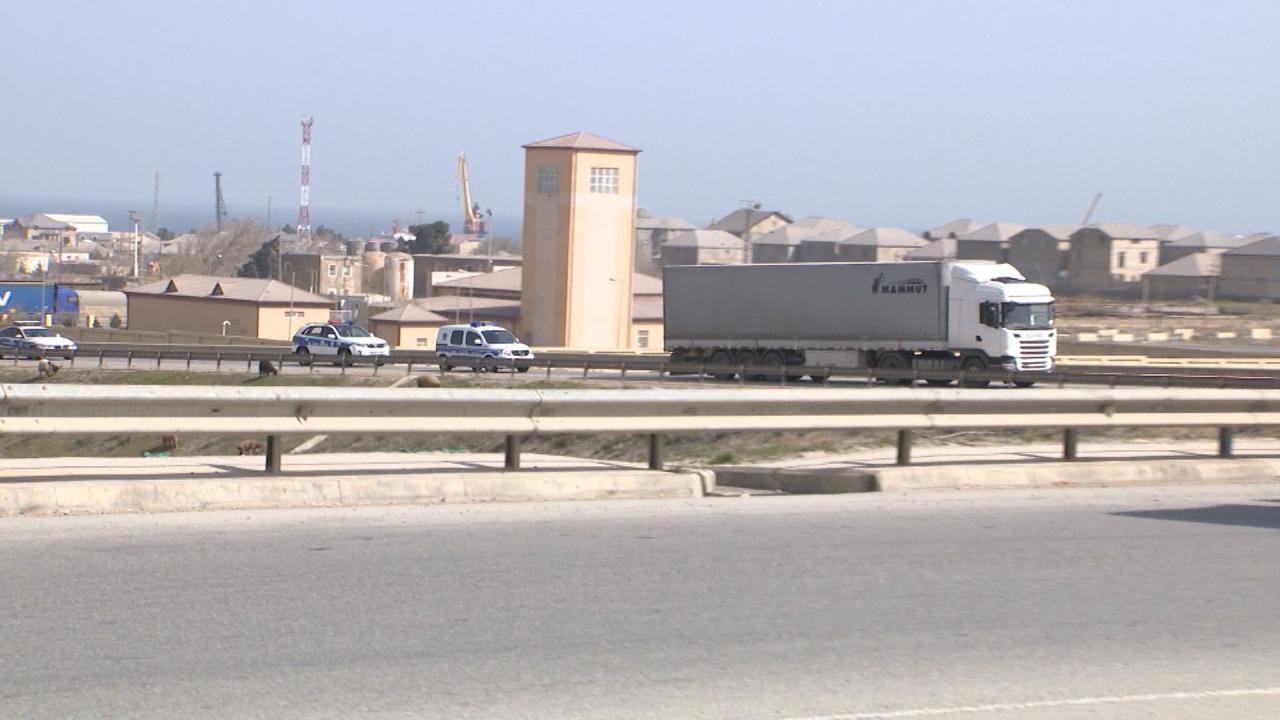 Movement of transit trucks ensured in Azerbaijan, says ministry [PHOTO]