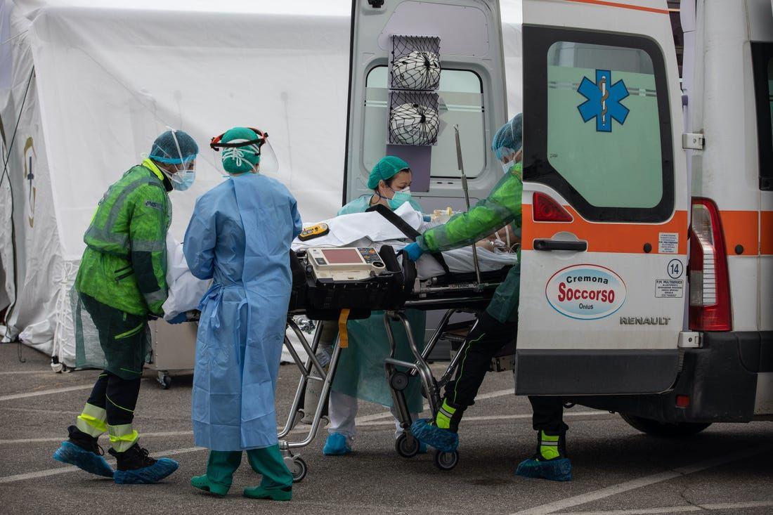 Coronavirus deaths fall again in Italy