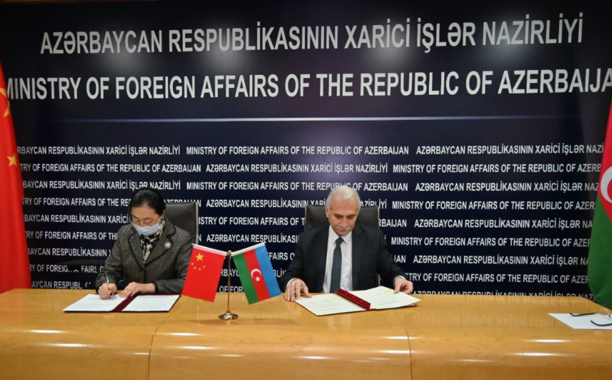 Azerbaijan, China sign assistance acts to fight COVID-19 [PHOTO] - Gallery Image