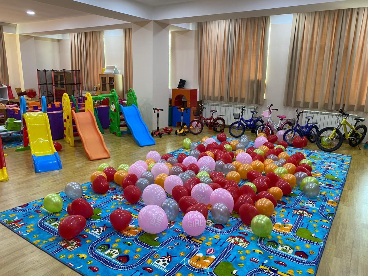 Heydar Aliyev Foundation presents holiday gifts to children [PHOTO]