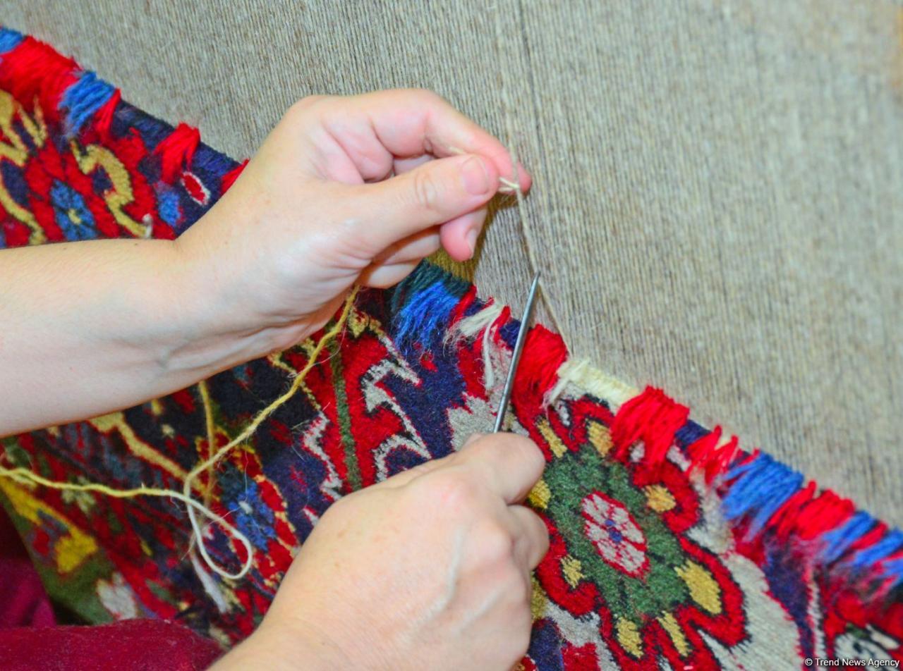 Azerbaijan's import of carpets from Turkey down