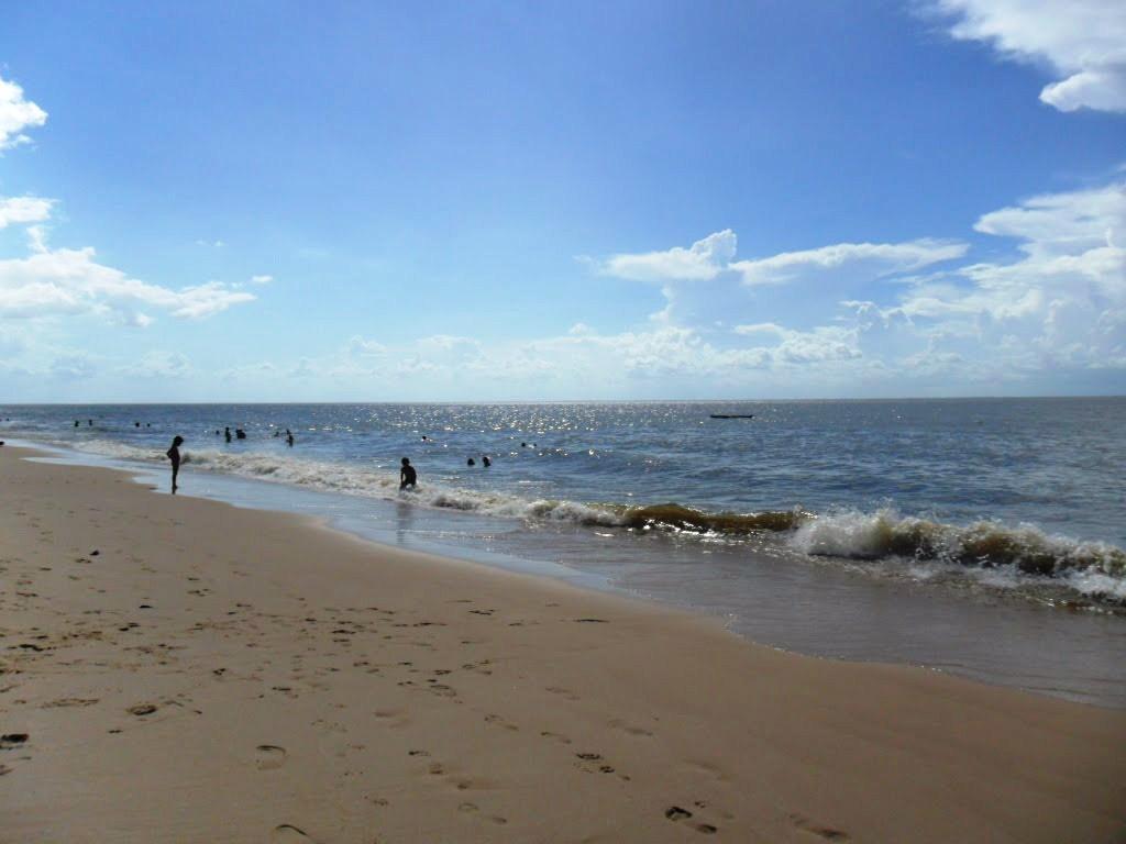 Azerbaijan opens beach season, introduces social distancing rules