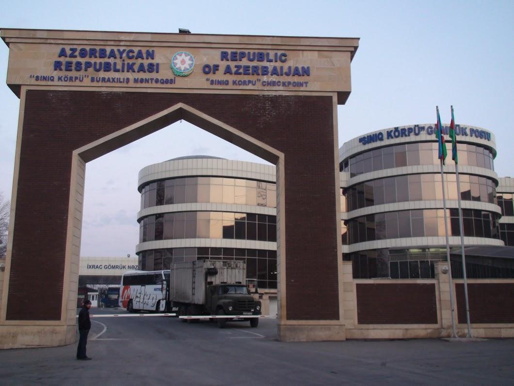 Georgia repatriates over 100 citizens from Azerbaijan