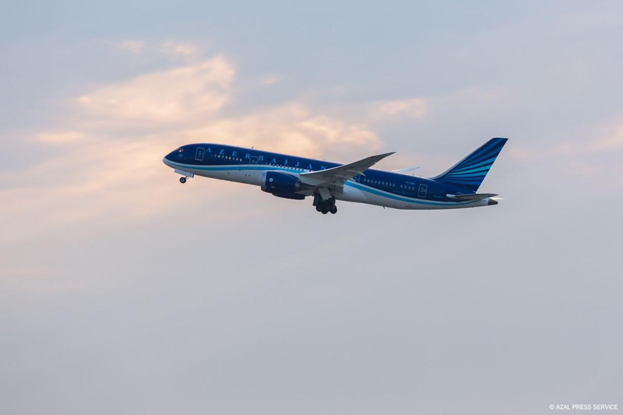 AZAL opens sale for special Baku-London-Baku flight