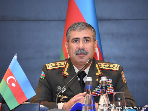 Azerbaijani, Russian defense ministers had phone conversation