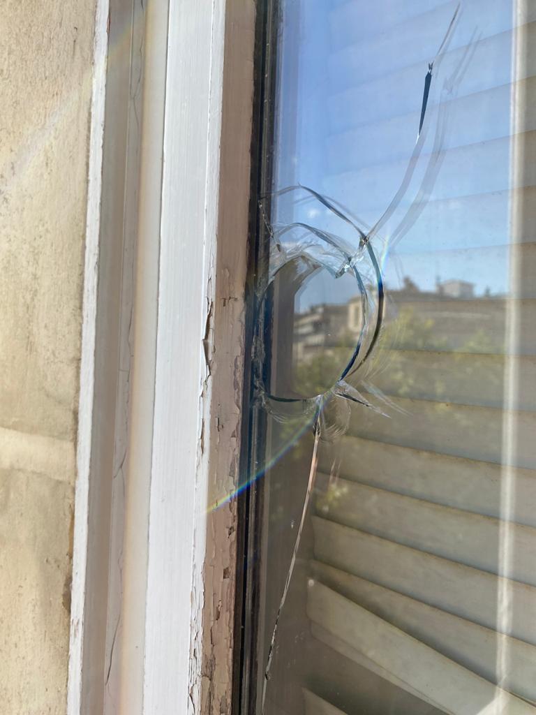 Armenians vandalise Azerbaijani embassy in France [PHOTO]