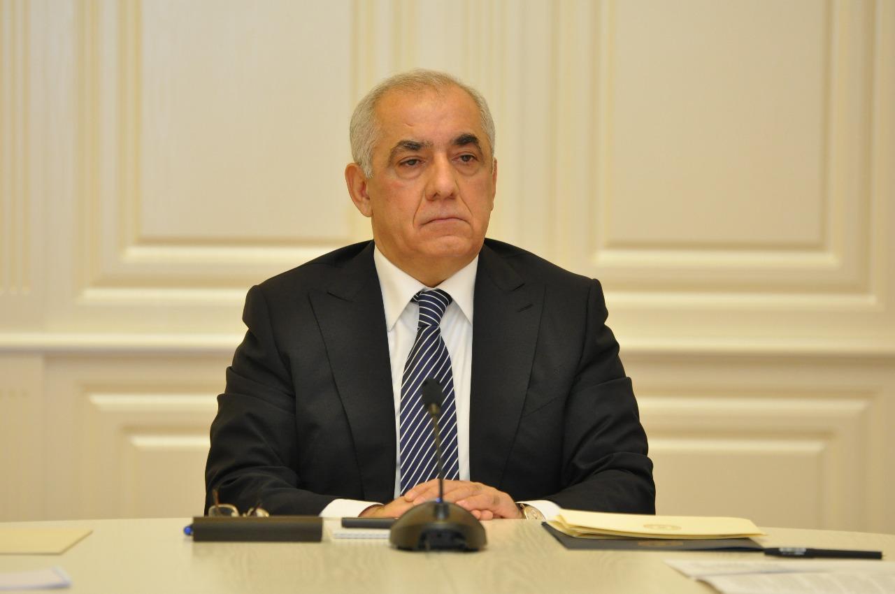 Azerbaijan's PM holds phone talk with CEO of BP Group