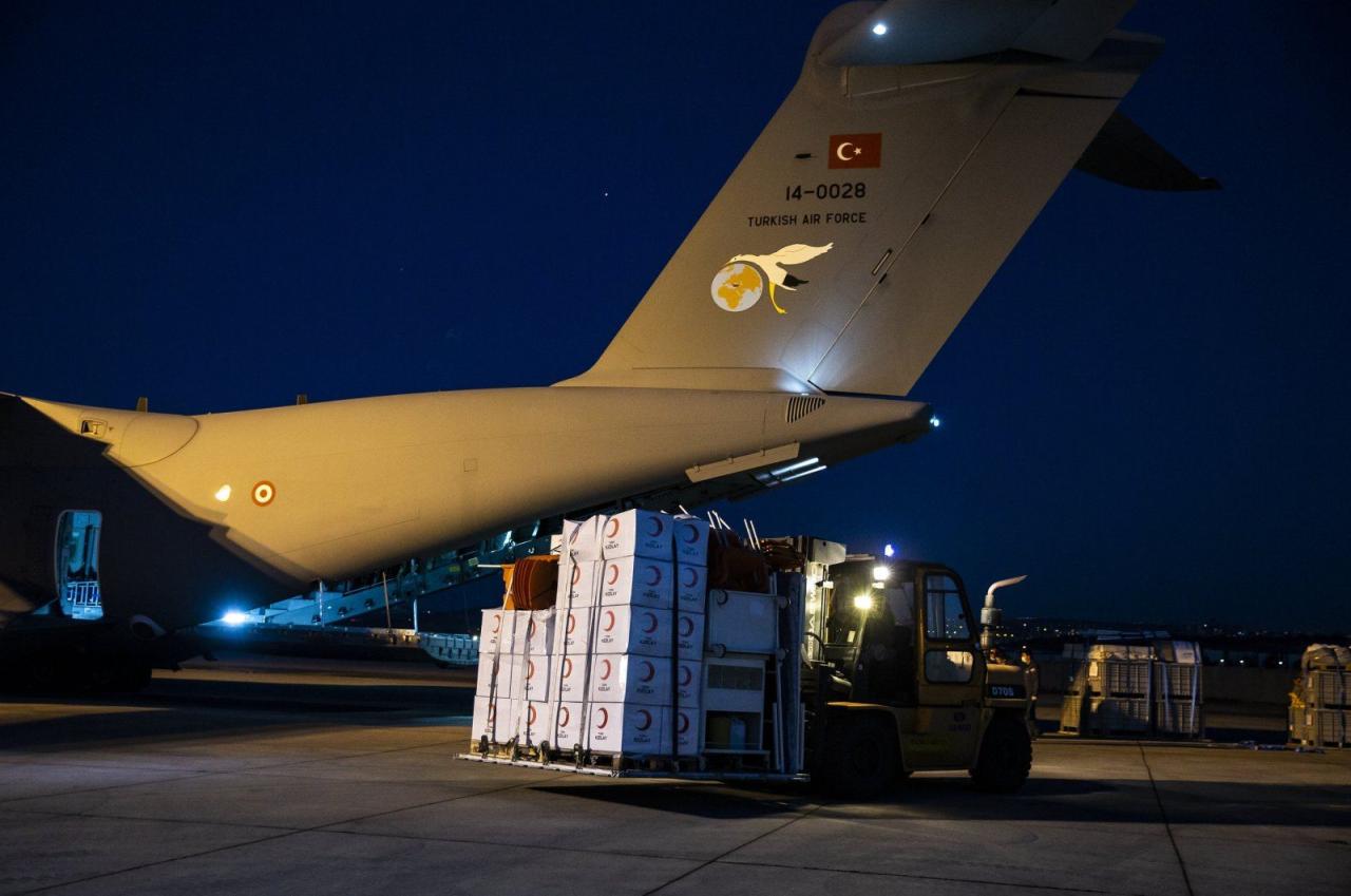 Turkish aid delivered to Lebanon after blast strengthens bilateral ties