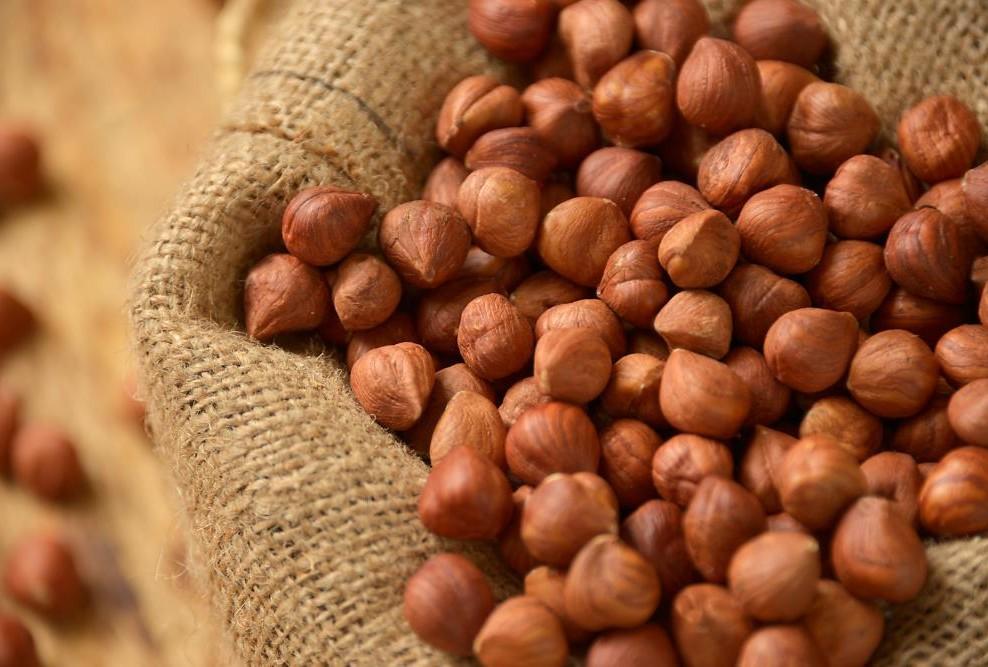 Azerbaijan's forest nuts export hit $54.4m in 1H2020