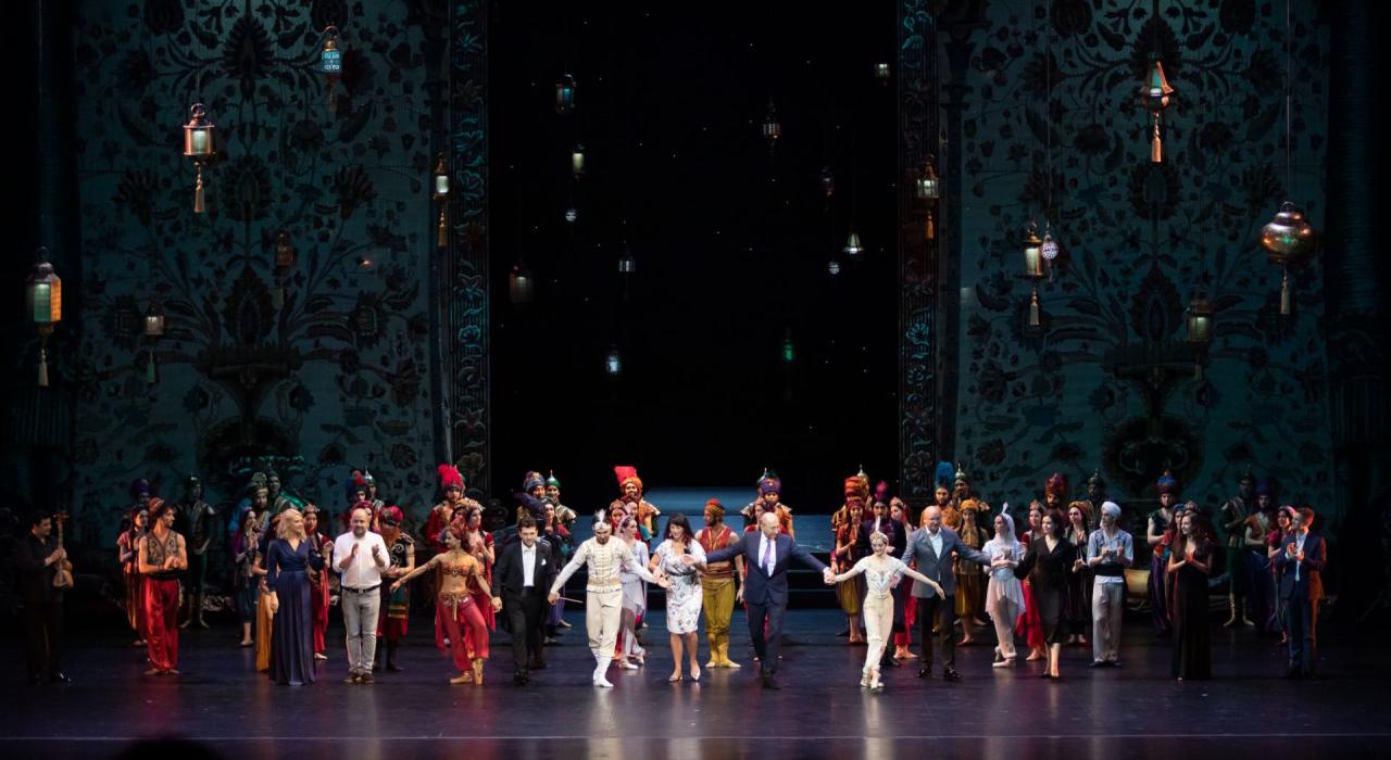 "Arabian Nights" thrill audience in Russia [PHOTO]