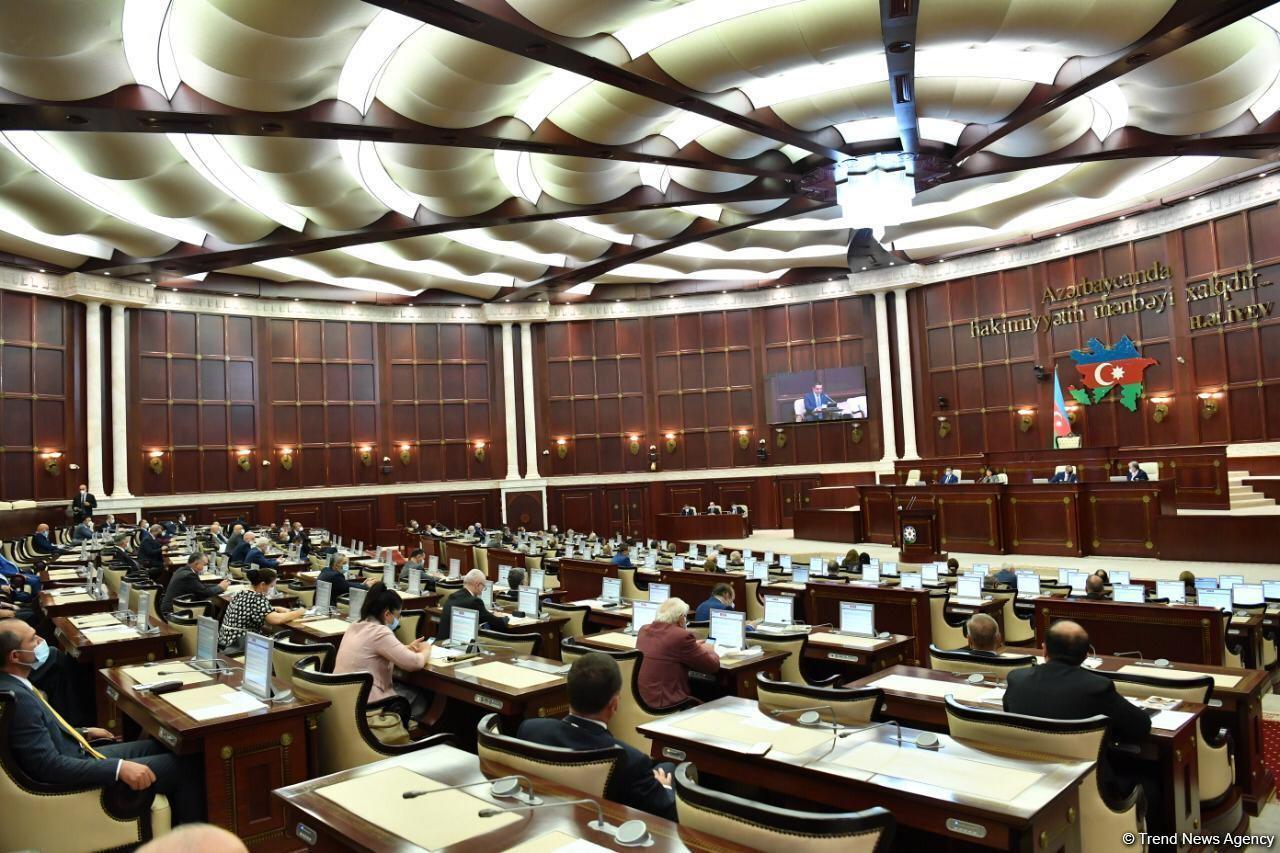 Azerbaijani MPs elect heads of working groups on inter-parliamentary ties