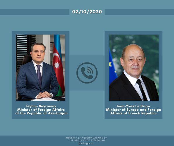 Azerbaijani, French MFAs hold phone conversation