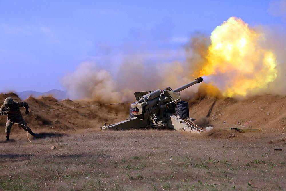 Azerbaijani artillerymen continue to make precise strikes at firing points of Armenian armed forces [VIDEO]