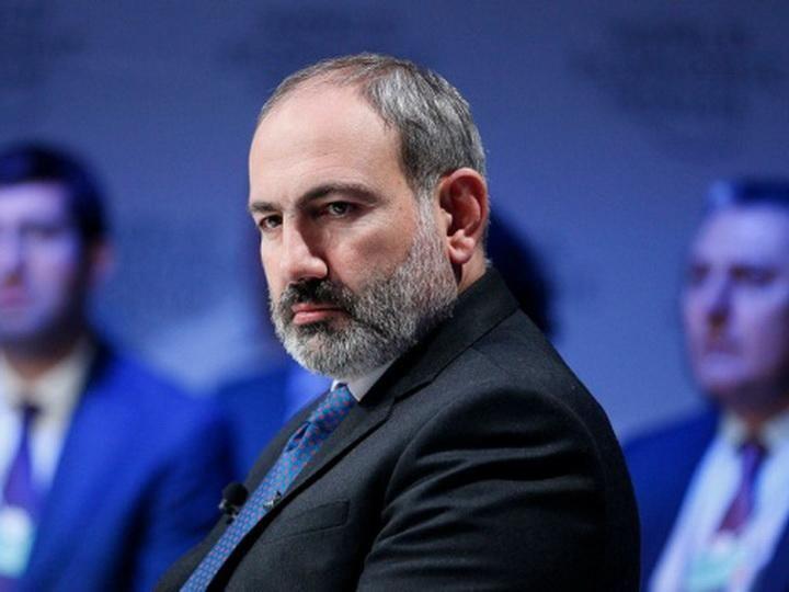 Realizing army's incompetence, Pashinyan calls on civilian population to take up arms