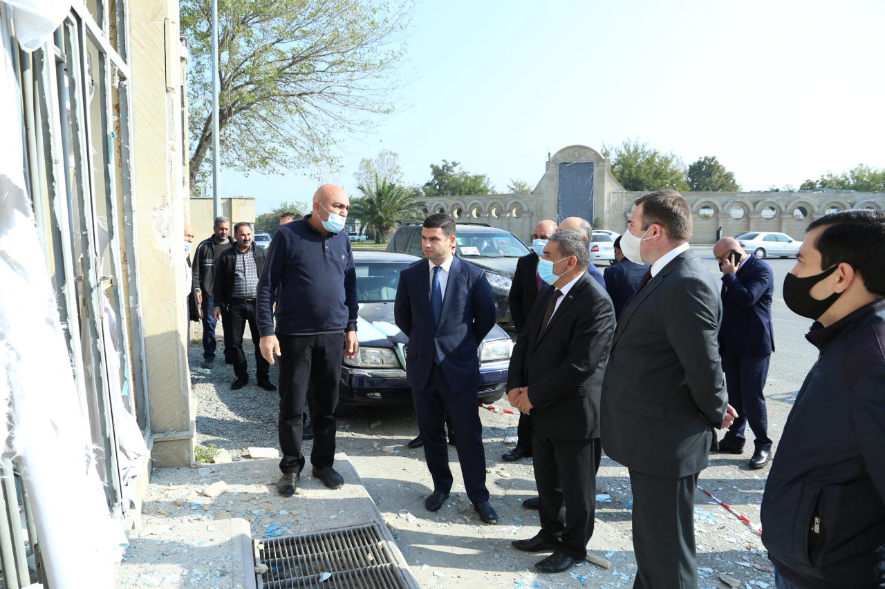 Businesses damaged in Armenian missiles attacks on Barda
