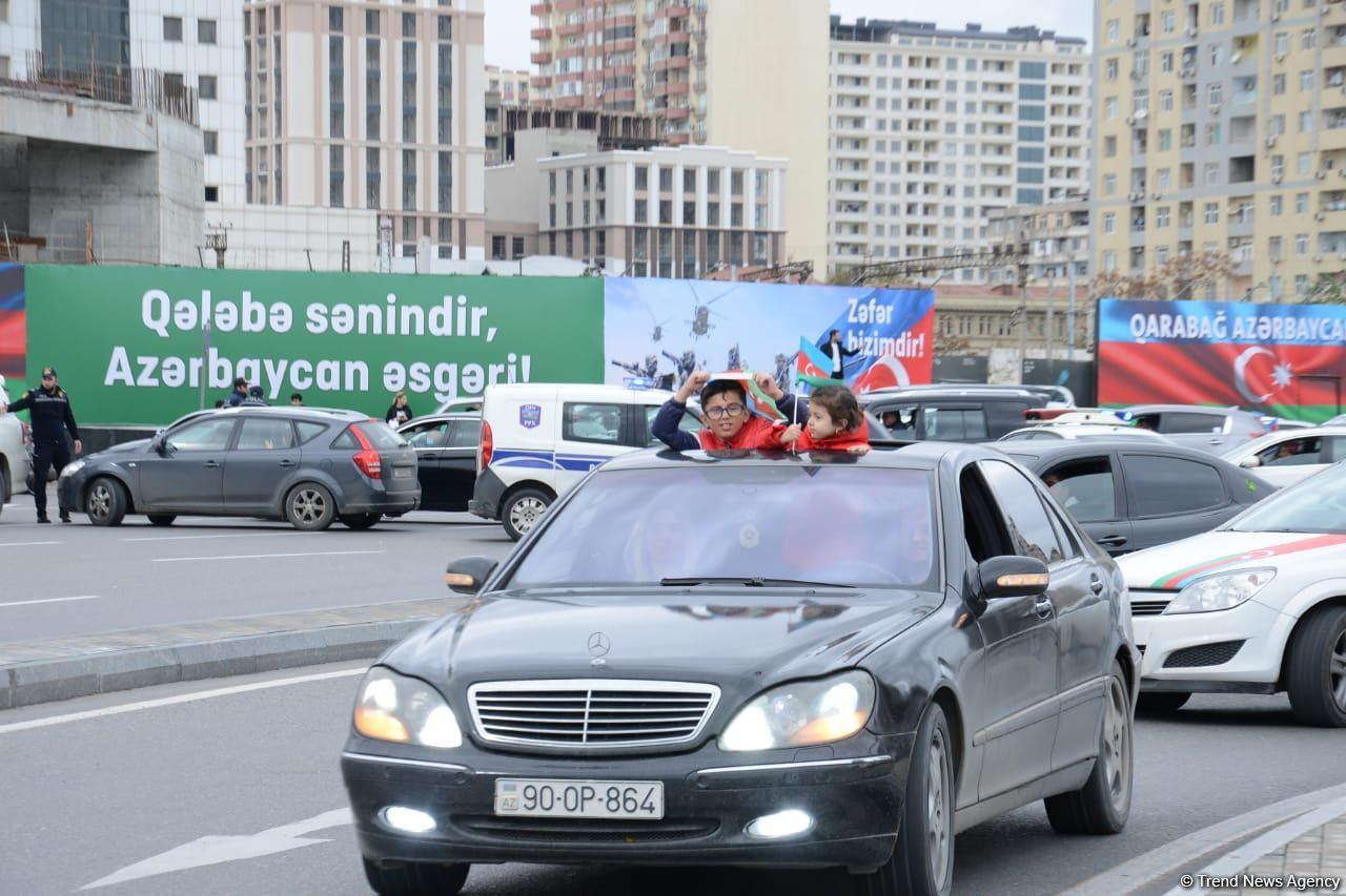 Victory joy in Baku, population celebrates liberation of Shusha with great enthusiasm [PHOTO/VIDEO]