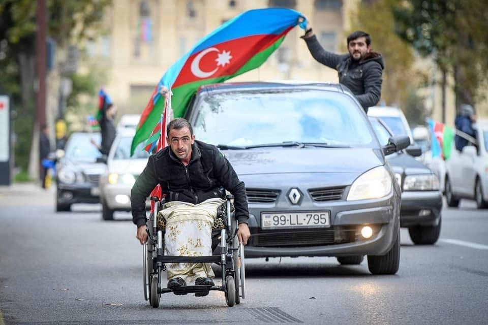 Joy of Azerbaijan’s victory - photo of day [PHOTO]