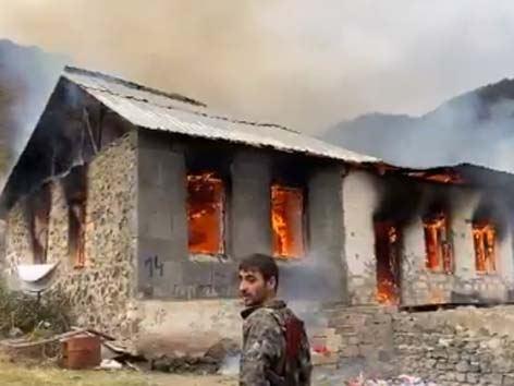 Some Armenians set their houses in Kalbajar on fire before leaving - BBC [VIDEO]