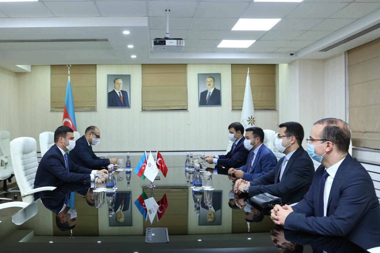 Azerbaijani, OIC Youth Forum officials eye economic potential of liberated lands
