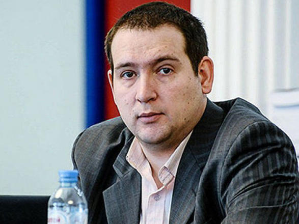 Pressure on Armenian PM to resign, to increase - Russian political analyst