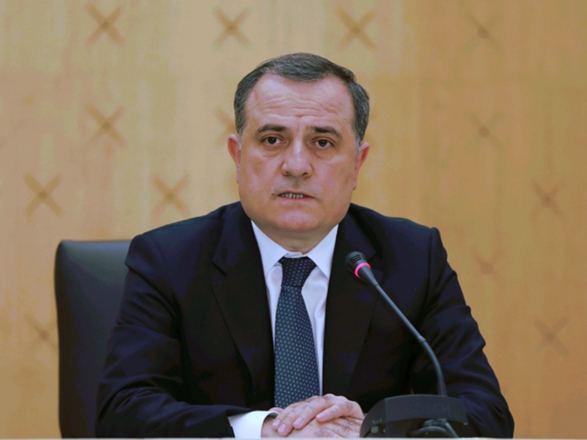 FM talks on possible Azerbaijan-Armenia peace treaty to French Le Point