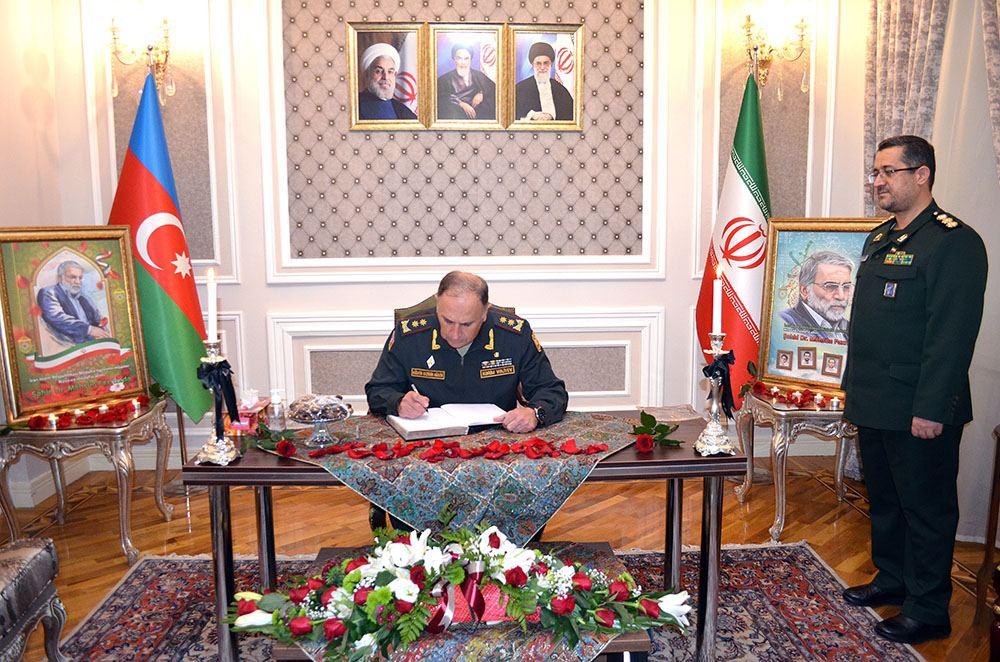 Azerbaijani Defense Ministry expresses condolences to Iran [PHOTO]