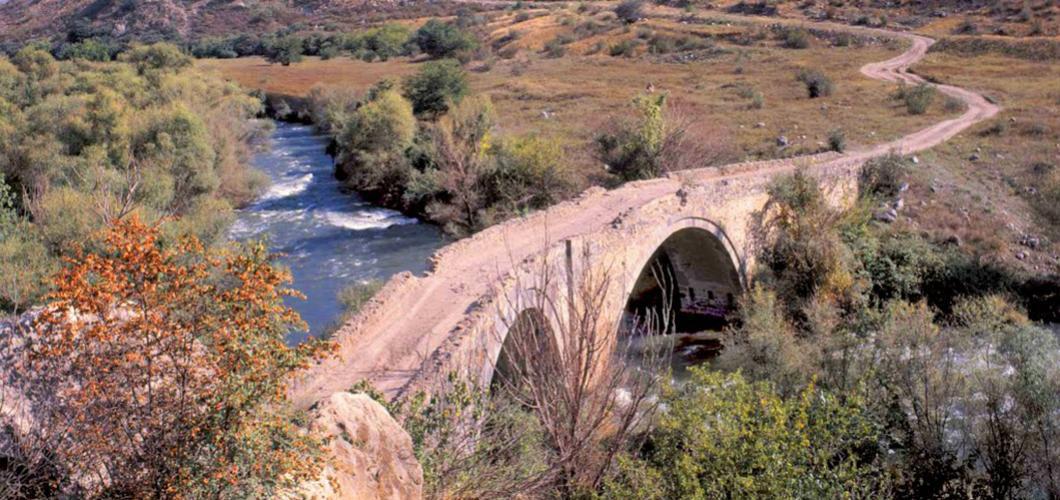 Culture Ministry shows monuments to be restored in liberated territories [VIDEO]