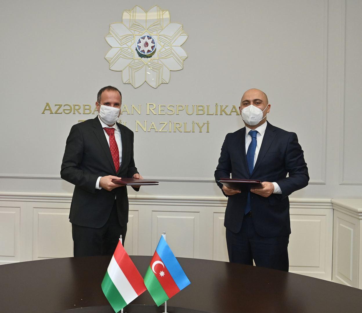 Azerbaijan, Hungary eye educational cooperation [PHOTO]