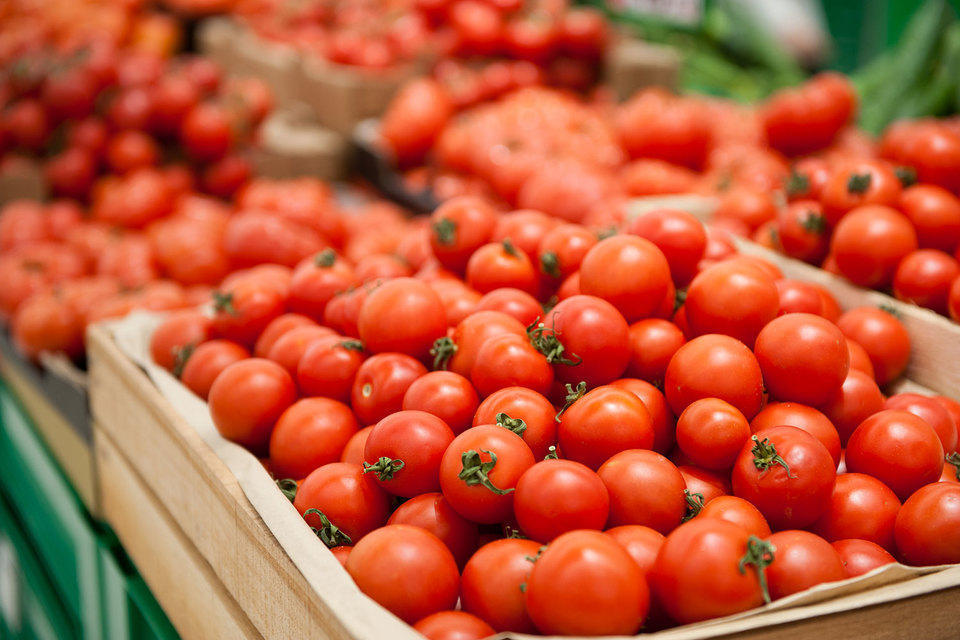 Azerbaijan exports 113,837 tons of tomatoes in 1H2021