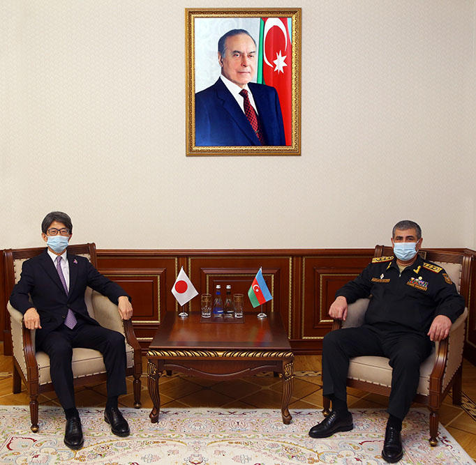 Azerbaijani defence chief, Japanese envoy mull military cooperation