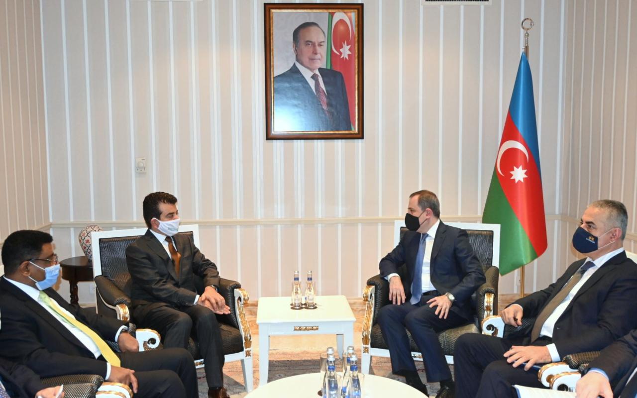 Azerbaijani FM meets with ICESCO Director General