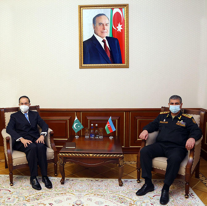 Azerbaijan, Pakistan eye prospects of military cooperation, joint drills