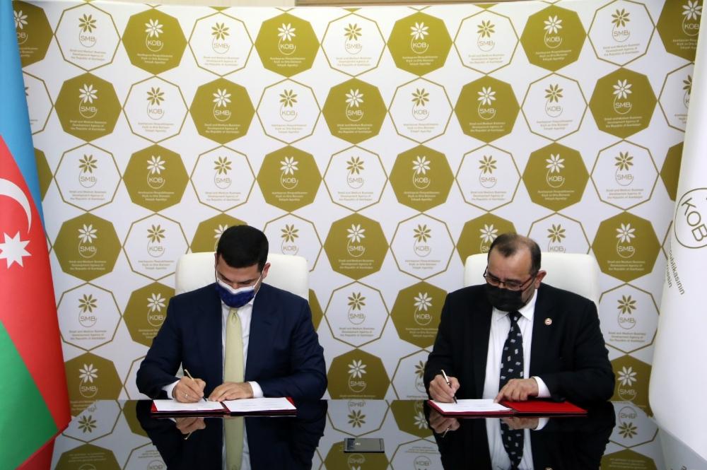 Azerbaijan, Turkey sign MoU on small, medium businesses - Gallery Image