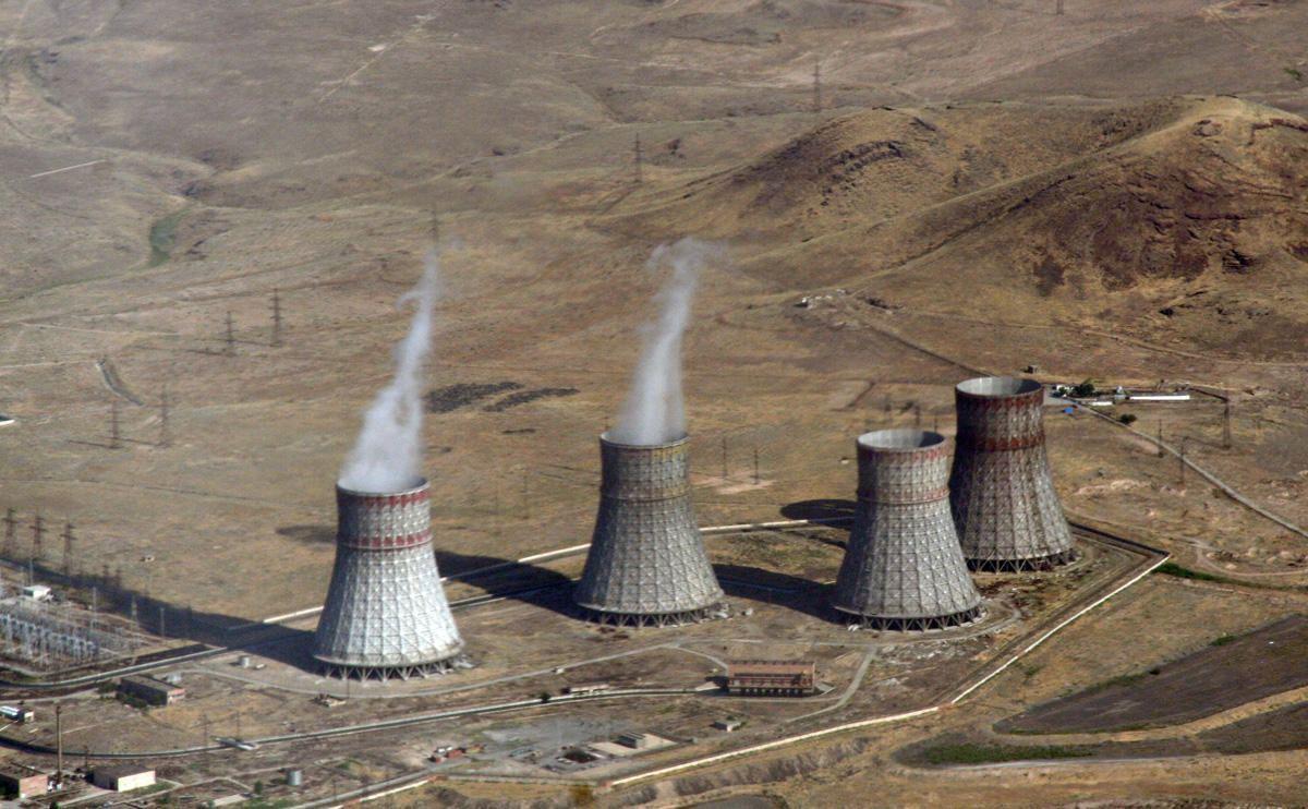 Azerbaijan calls for Metsamor nuclear plant's closure over threat to region