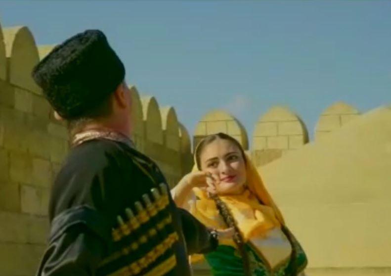 Sami Yusuf thrills listeners with Azerbaijani folk song [VIDEO]