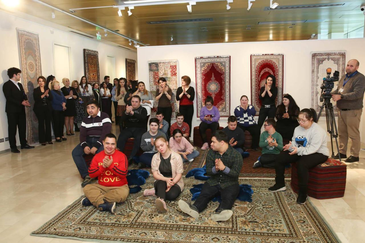 Carpet Museum celebrates National Youth Day [PHOTO] - Gallery Image