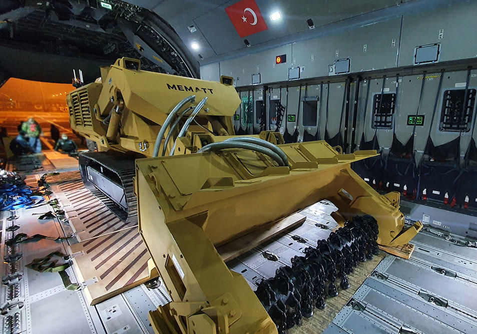Azerbaijan gets 20 pieces of deminig equipment from Turkey [PHOTO/VIDEO]