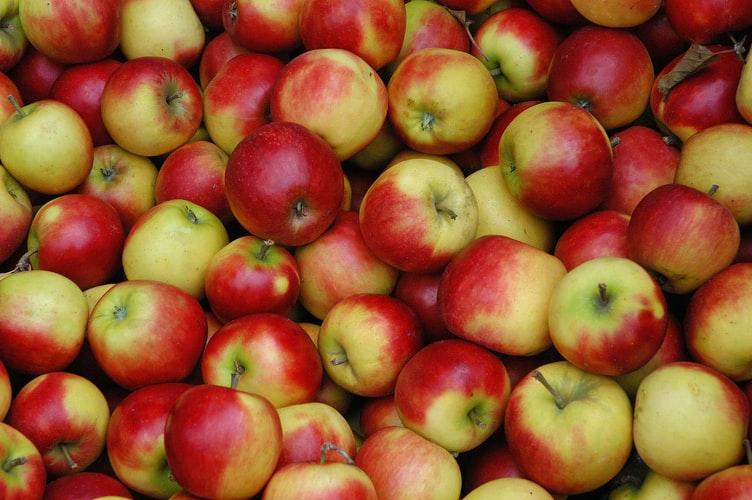 Russia lifts ban on apple imports from 27 Azerbaijani enterprises