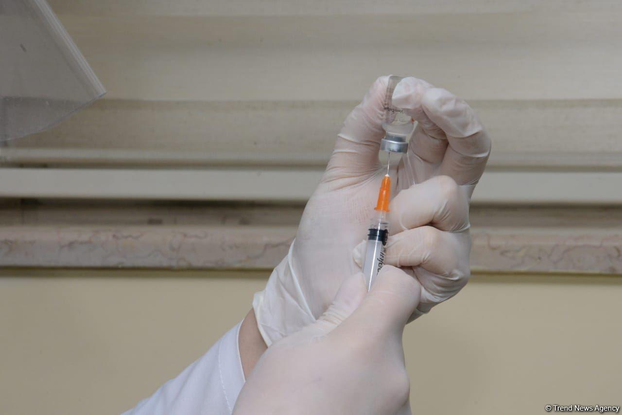 Azerbaijan begins vaccination of 50-years and older citizens [VIDEO]