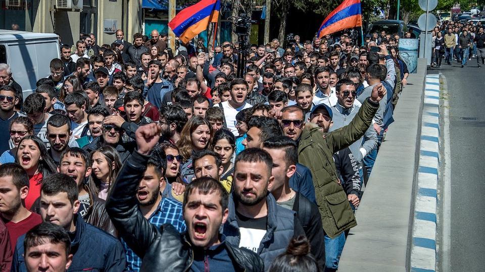 Armenian police detain about 60 protesters demanding PM's resignation