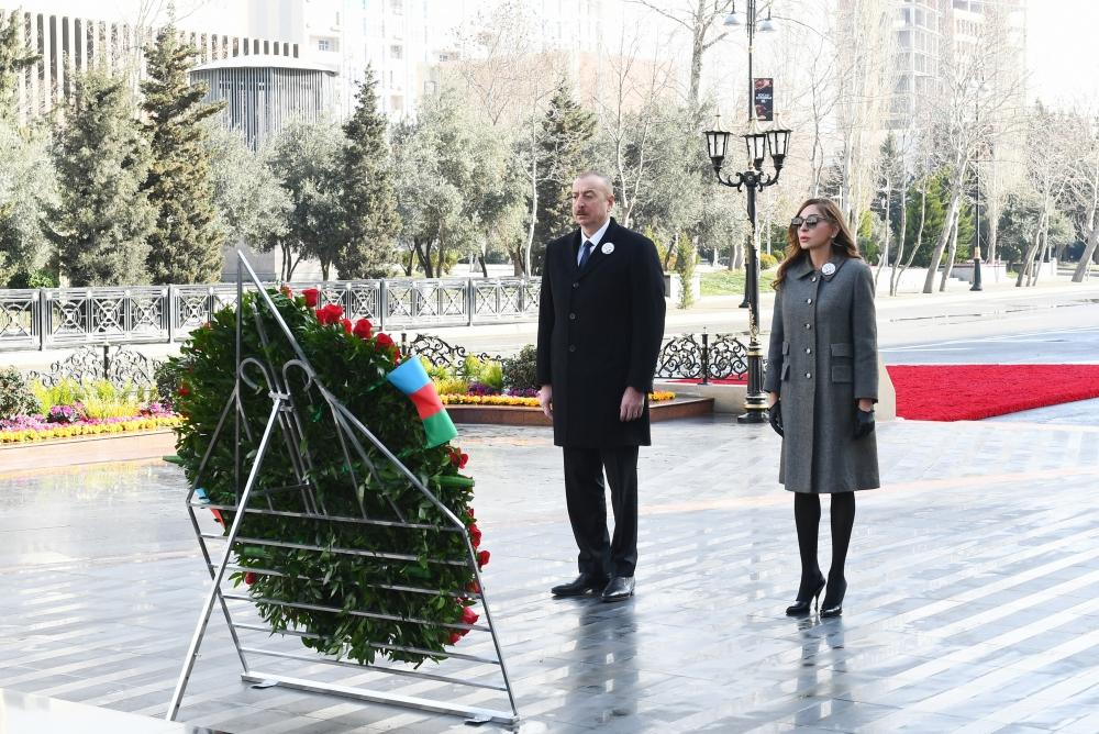 Azerbaijani President, First Lady visit Khojaly genocide memorial [PHOTO]