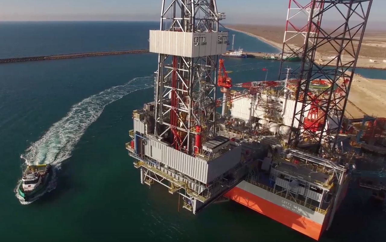 Kazakhstan, Azerbaijan reach agreement on drilling wells with Satti jack-up rig