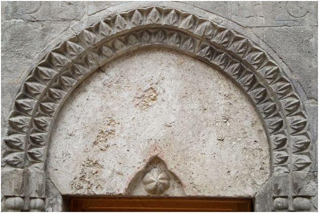 Researcher talks monuments on ancient Azerbaijani lands vandalized by Armenians - Gallery Image
