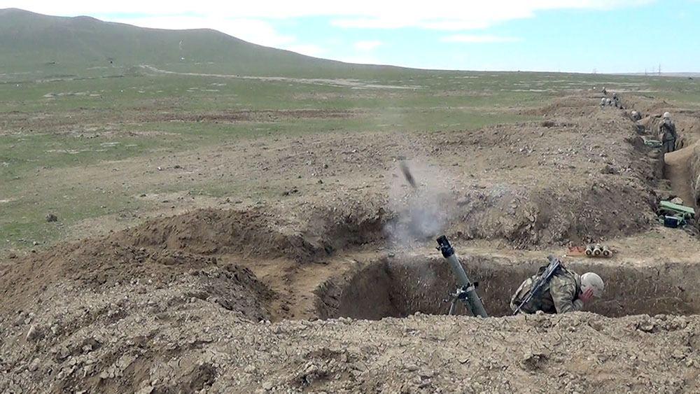Azerbaijani army's mortar batteries continue live-fire training exercises [VIDEO]