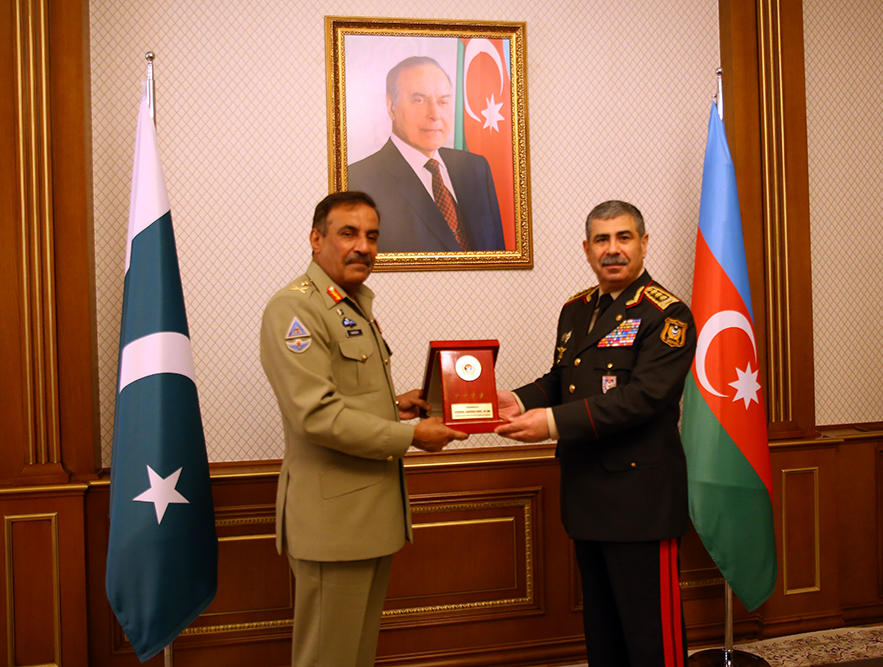 Azerbaijan, Pakistan discuss military cooperation, joint drills [PHOTO/VIDEO]