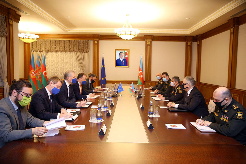 Azerbaijani defence chief, EU rep mull Armenian attacks against civilians during war