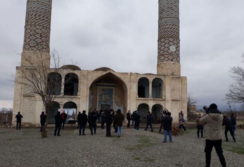 Journalists, heads of NGOs and public activists visit Juma Mosque in liberated Aghdam [PHOTO]