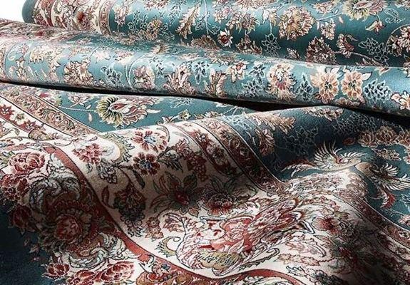 Production of handwoven carpet in Iran rises 34 pct