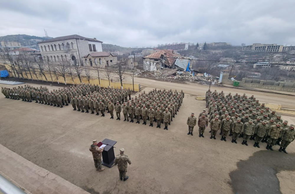 Servicemen commemorate March genocide victims in Shusha [PHOTO/VIDEO]