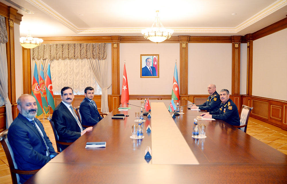 Azerbaijan, Turkey mull prospects of military cooperation